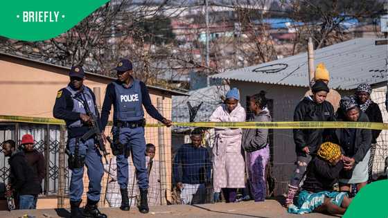 Man lived with sister's body in shallow grave for nearly a year before confessing