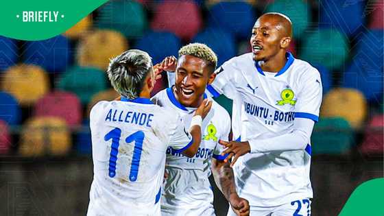 Sundowns' 10 men stage comeback against Gallants, go 12 points clear of Pirates