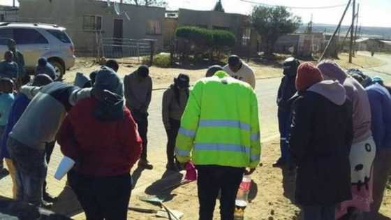 Pray before you slay: Residents clean up their township and inspire Mzansi