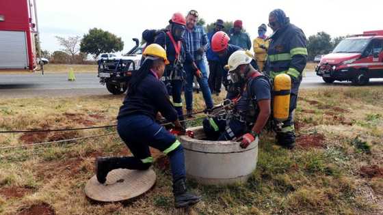 6 year old Boy who fell into open manhole could be dead, says Johannesburg search and rescue teams