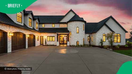 “Become a cleaner”: SA shares what they do to afford homes in luxurious estates