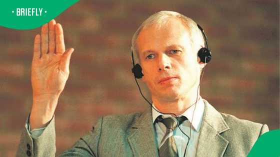 Parliamentarians call for Janusz Walus to be extradited and reincarcerated, Mzansi not impressed