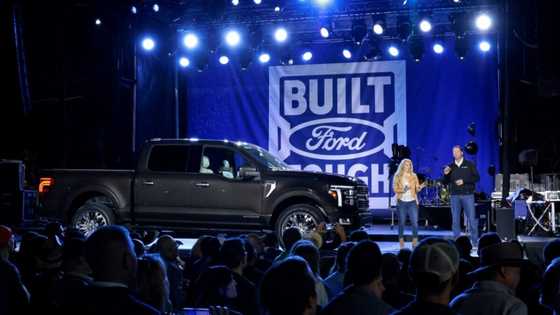 Auto Show opens as Detroit weighs possible strike
