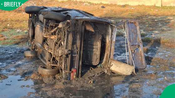 Katlehong crash leaves 21 primary school pupils injured as scholar transport collides with car