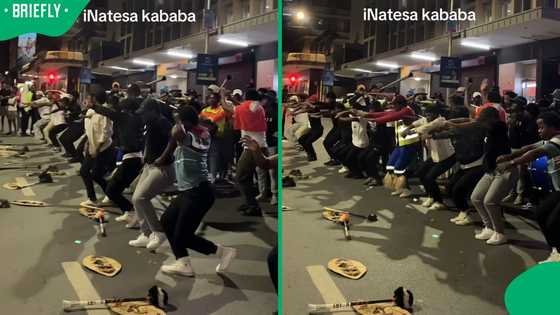 “This is beautiful”: SA reacts as Zulu students shut down Joburg street in proud Shembe display