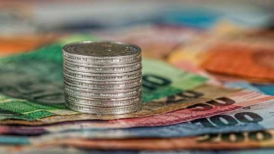 Standard Bank CEO Sim Tshabalala is the fattest cat: A look at SA banks' revenue