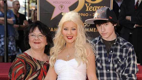 Was Christina Aguilera's mother, Shelly Loraine Kearns, a musician?