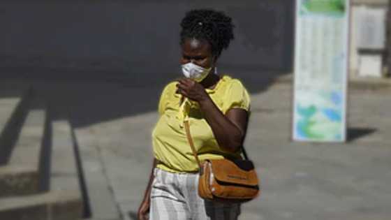 "IHateCovid19Because" trends as Mzansi vents about the coronavirus