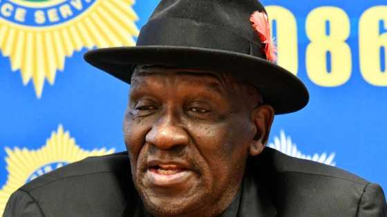 Bheki Cele urges public not to abuse his leaked phone number, Mzansi reacts