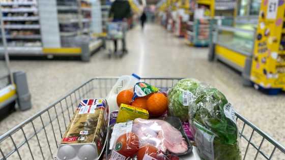 UK inflation jumps to 40-year high