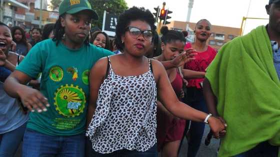 Pre sentencing reports say Sibongile Mani is not suitable for jail, she is not a danger