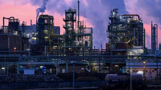 EU seeks to take on China, US to reverse economic decline