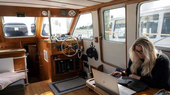 Commute no more: US employees embrace telework