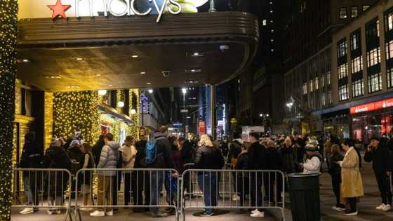 'Black Friday' kicks off US shopping season amid economic unease