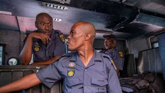 Western Cape South African Police Service officer stabbed while on his way home from work