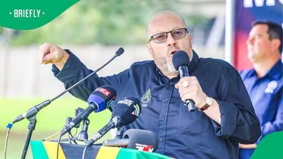 South African political leaders mourn UIM’s Neil De Beer