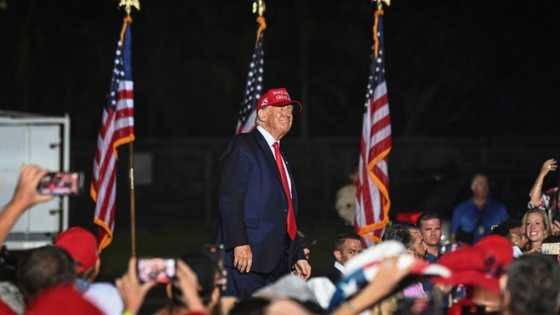 Trump poised to launch 2024 comeback bid