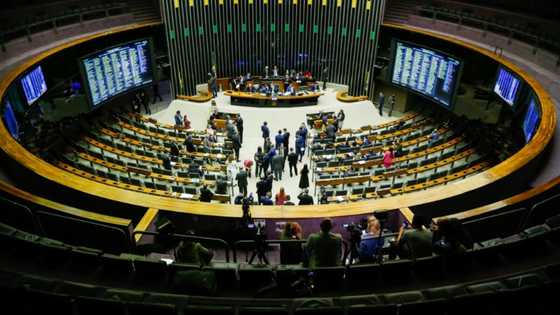 If victorious, Lula will have to battle 'hostile' Congress