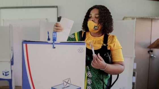 ANC loses control of many districts in SA, citizens ask: “What can one expect?”
