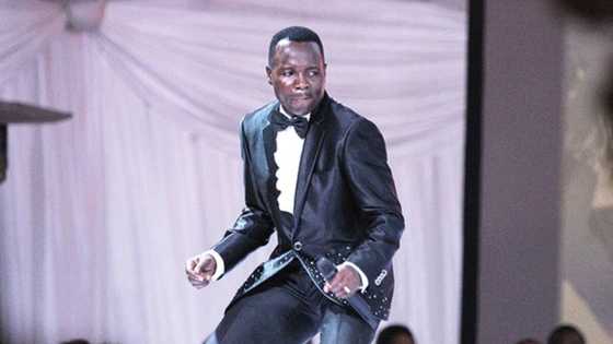 Leonard Zhakata age, wife, all songs, mp3 download, house