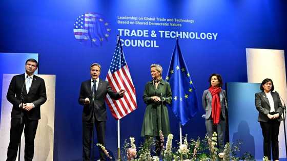 EU, US to ready voluntary AI code of conduct