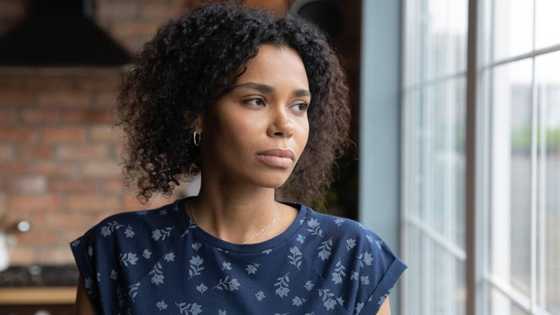 Woman gets scammed out of R1m by man she met on dating app who promised her wealth, Mzansi blames her greed
