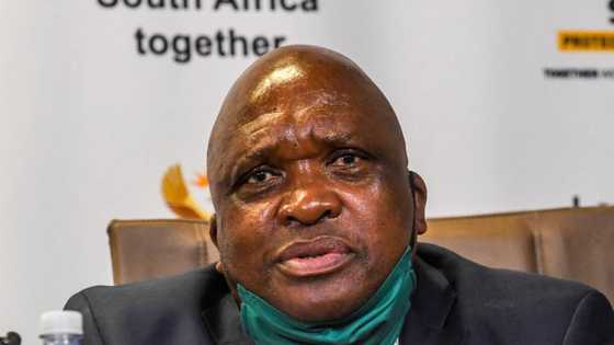 Health Minister Joe Phaahla says 7 out of 10 admitted patients are unvaccinated but no need to panic