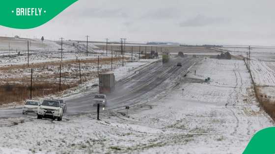 Most of Mzansi experiences freezing weather, South Africans complain