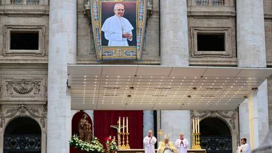 Pope Francis beatifies 'Smiling' John Paul I