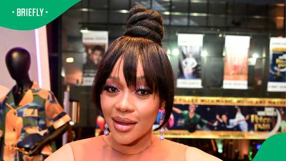 Thando Thabethe bares all in saucy picture, SA reacts: "They really like getting naked online"