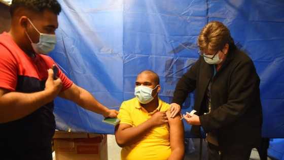 Vaccine mandate decisions come to a head, question of workplace requirements lingers