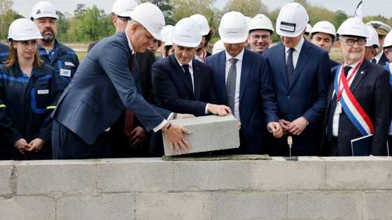 France's Macron calls for 'sustainable' defence industry effort