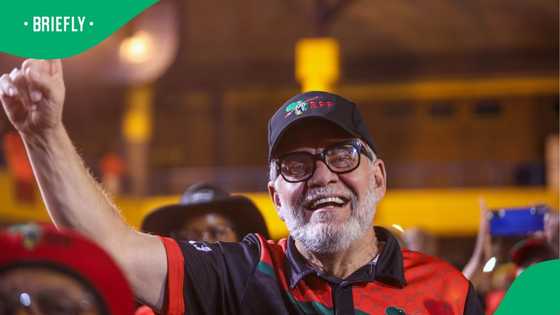 Carl Niehaus defends participation in singing Shoot the Boer song during EFF rally, SA divided