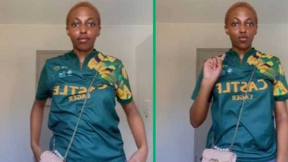 Woman in Gauteng demonstrates how to safely carry bag in Johannesburg and Pretoria CBD in TikTok video