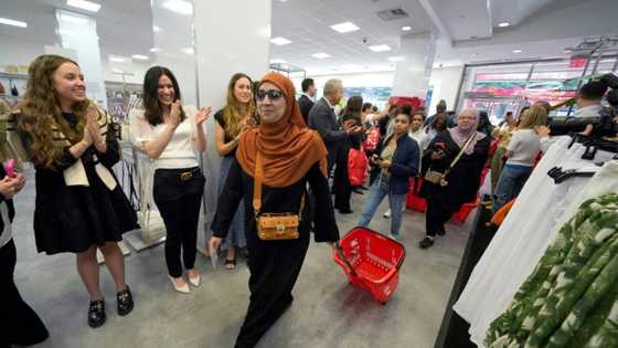 Iconic New York discount luxury store reopens after pandemic bust