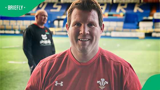 Rugby star dies at 45, wife leads emotional tributes