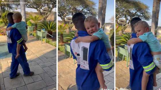 Toddler has cute reaction to construction worker, netizens adore the act of ubuntu: "Love knows no colour"