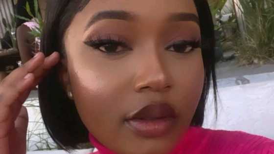 “This is a whole level”: Mzansi joins in young woman’s graduation celebration as she hands it to dad for being strict