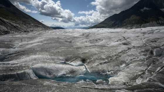 1968 plane wreckage found on Swiss glacier