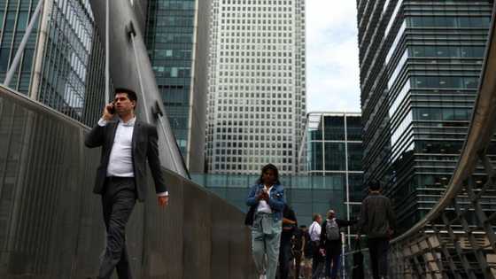 UK top bosses earn 118 times pay of workers: study
