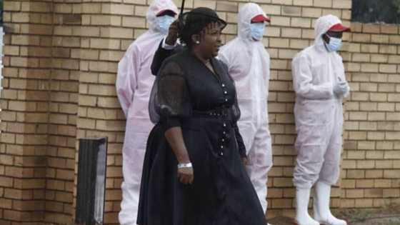 "She must be arrested": SA reacts angrily to maskless Mpumalanga MP