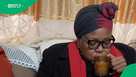 "Guarding it with her life": ZCC member hogs metal bowl of scones at gathering in TikTok video, SA jokes