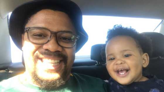 Awww: Dad shares sweet pic of his daughter, celebrates her 1st birthday