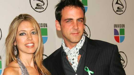 What do you know about Carlos Ponce's wife, Verónica Rubio?