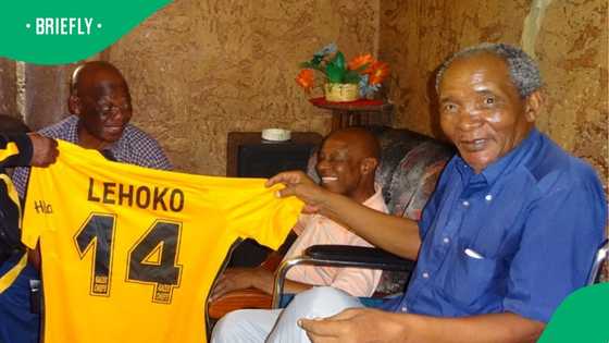 Simon ‘Bull’ Lehoko: Kaizer Chiefs legend dies, Motaung mourns: "He was kind and generous"