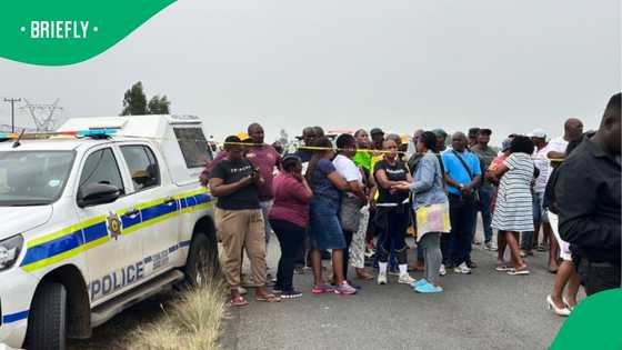 Eyewitness describes fatal Vaal minibus taxi accident involving schoolchildren