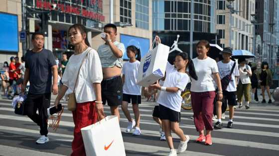 China retail sales growth slows, falling below forecasts