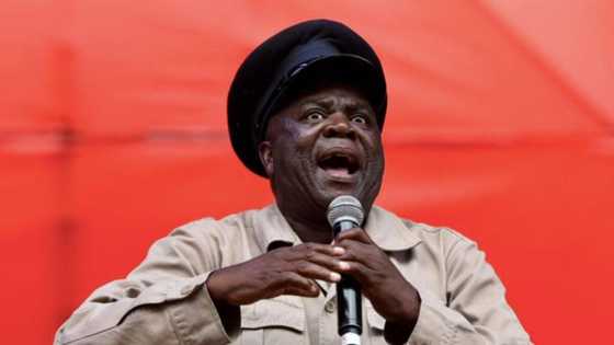 Gospel star Solly Moholo shares why he wanted to take his life several times: "Things became heavy"