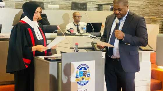 City of Ekurhuleni council elects Doctor Xhakaza as new mayor: SA not happy