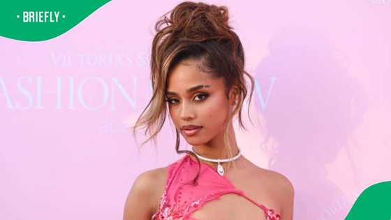 Tyla impresses at Victoria's Secret show, SA wowed: "She killed it"
